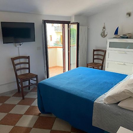 Il Giardino Sul Mare B&B Riva Ligure Exterior photo